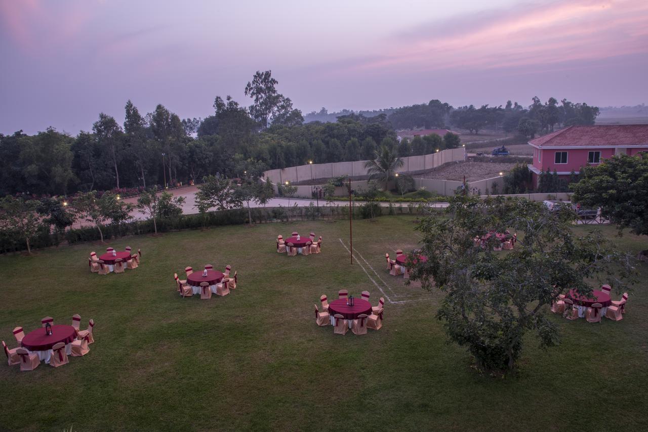 Swosti Chilika Resort Kanaipur Exteriör bild