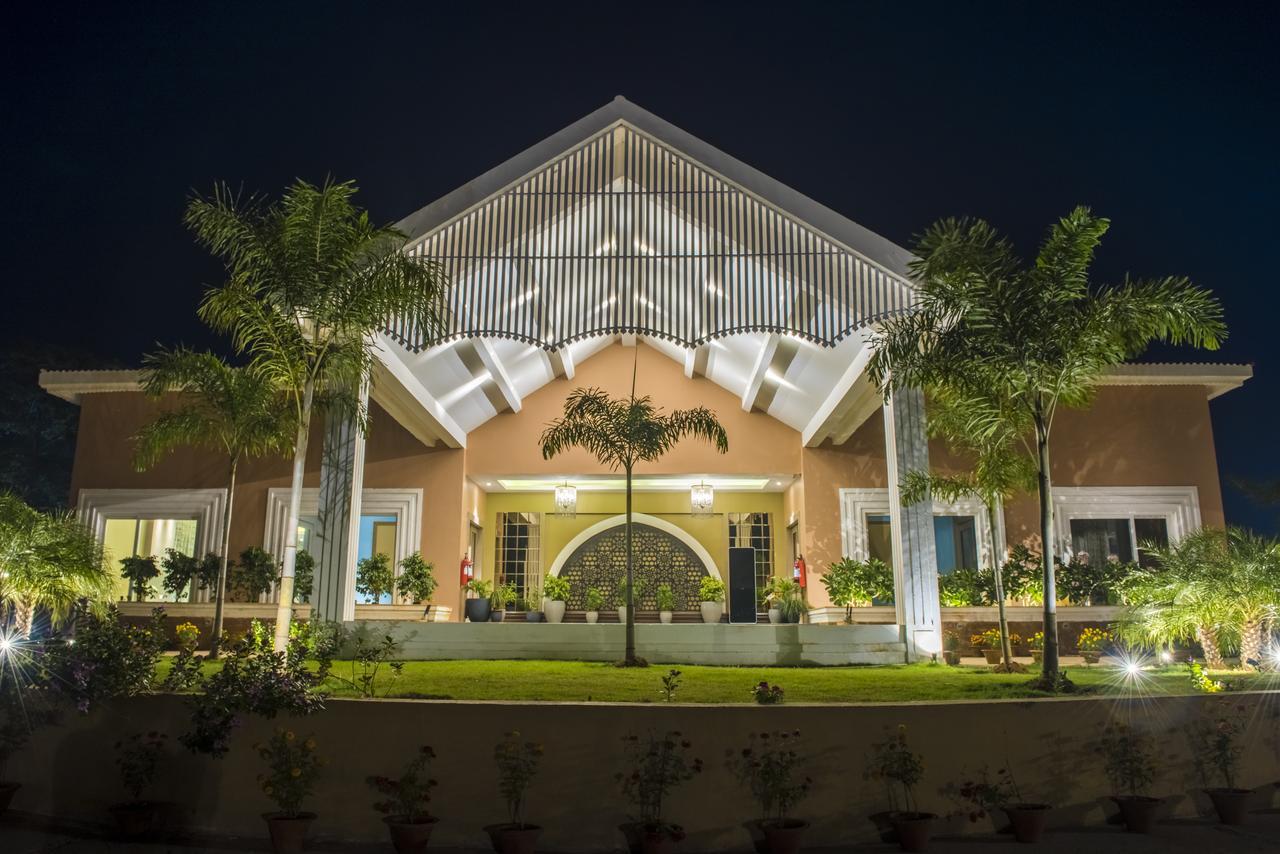 Swosti Chilika Resort Kanaipur Exteriör bild