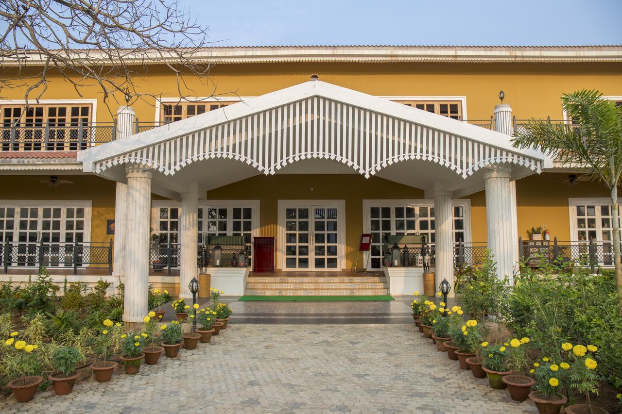 Swosti Chilika Resort Kanaipur Exteriör bild