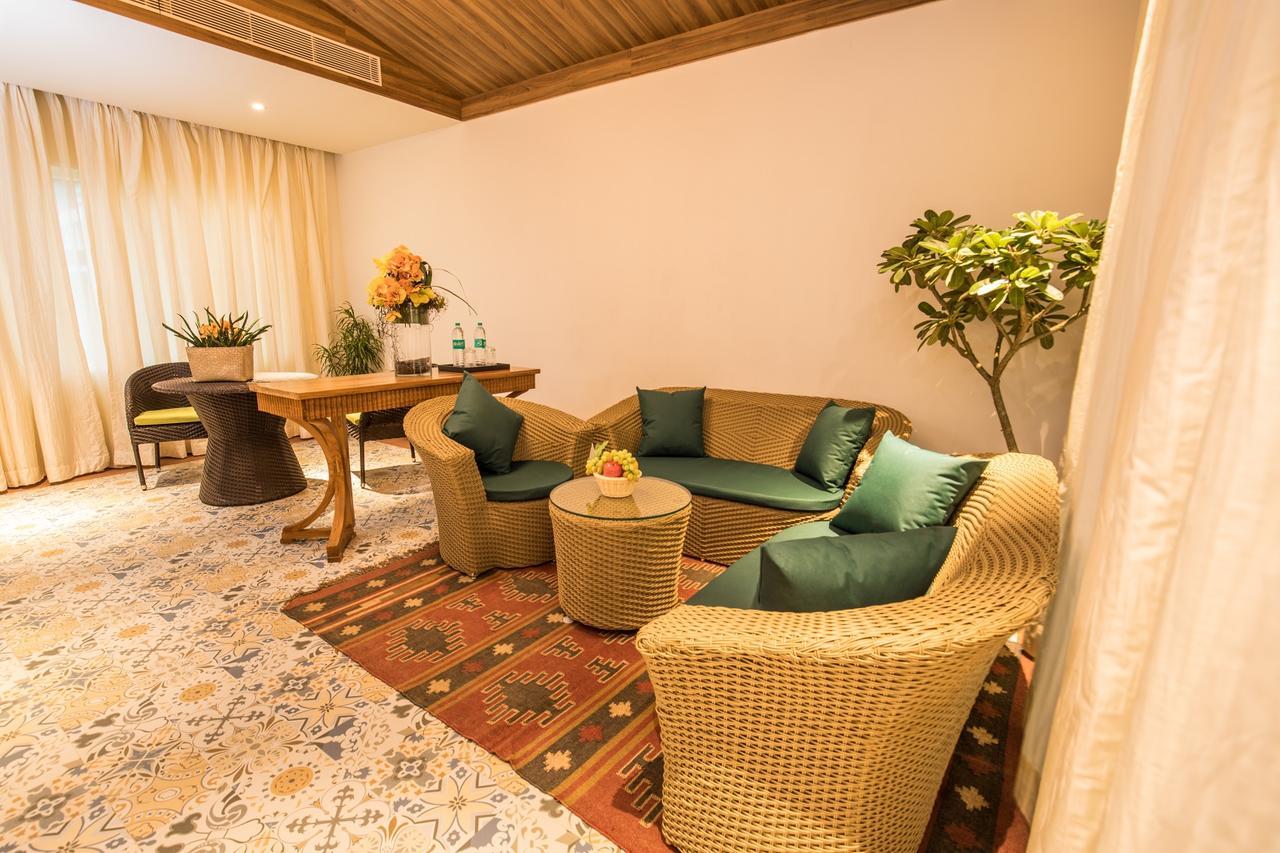Swosti Chilika Resort Kanaipur Exteriör bild